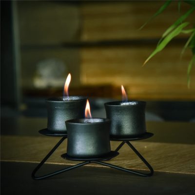 Ceramic candle jar with graceful curves (2)