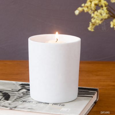 Smooth white ceramic candle jar (4)